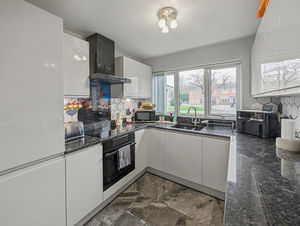 Photo 16- click for photo gallery